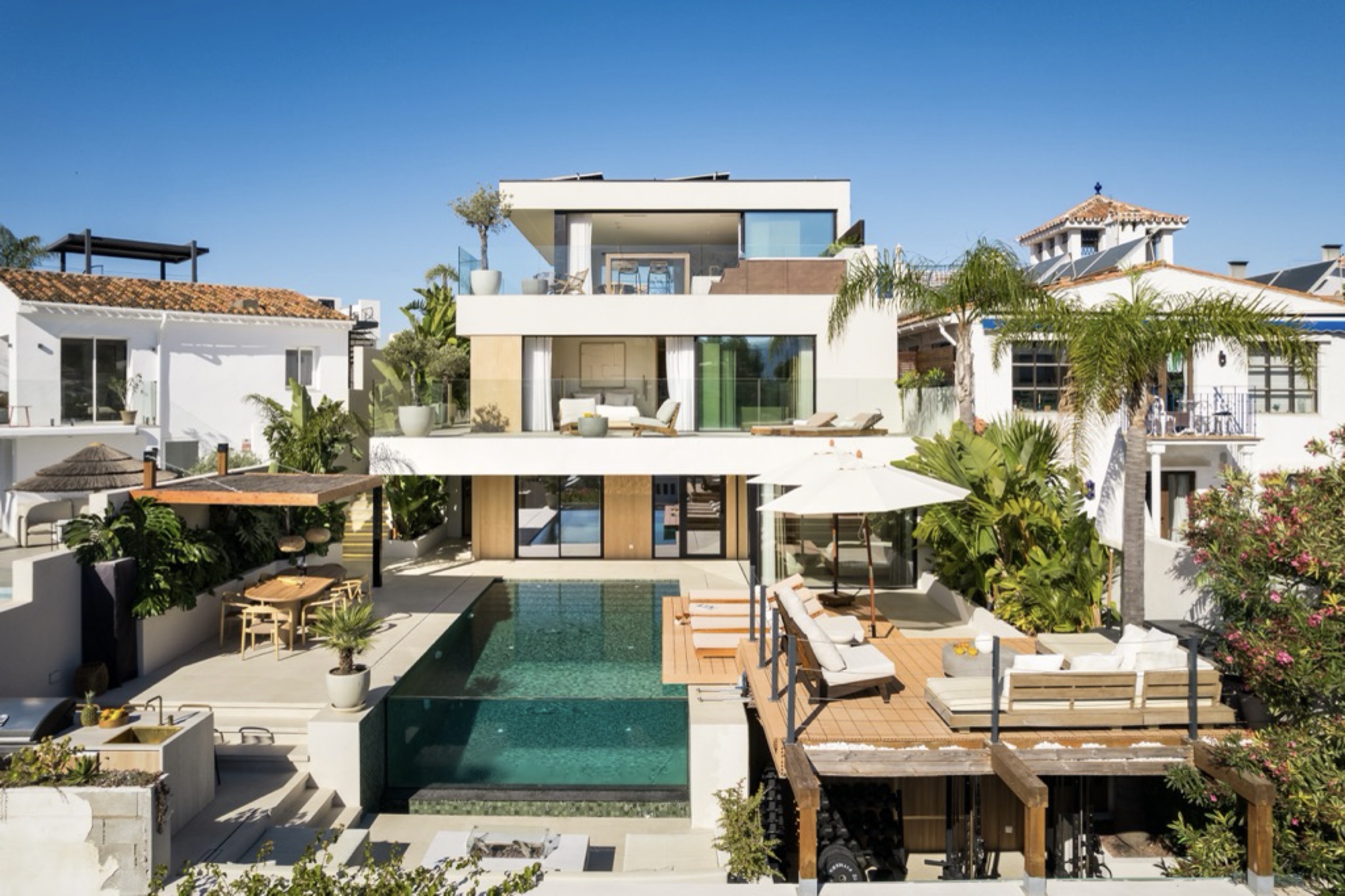 5 Bedroom Villa in Nueva Andalucía, Marbella