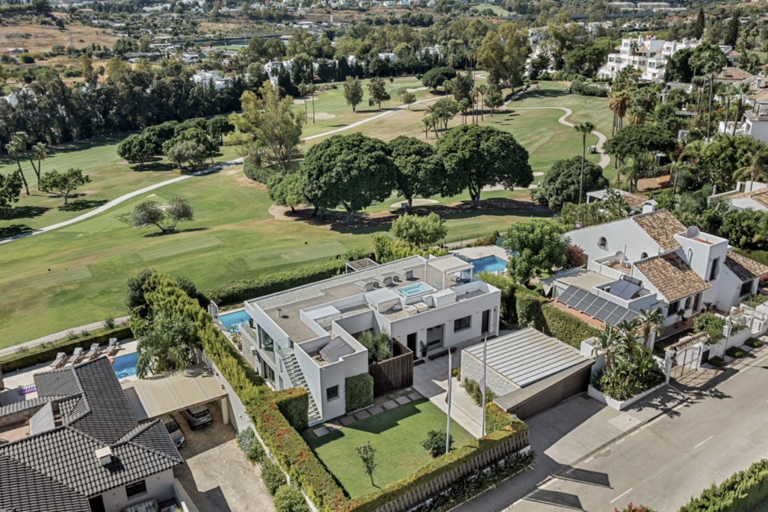 5 Bedroom Villa in Nueva Andalucía, Marbella