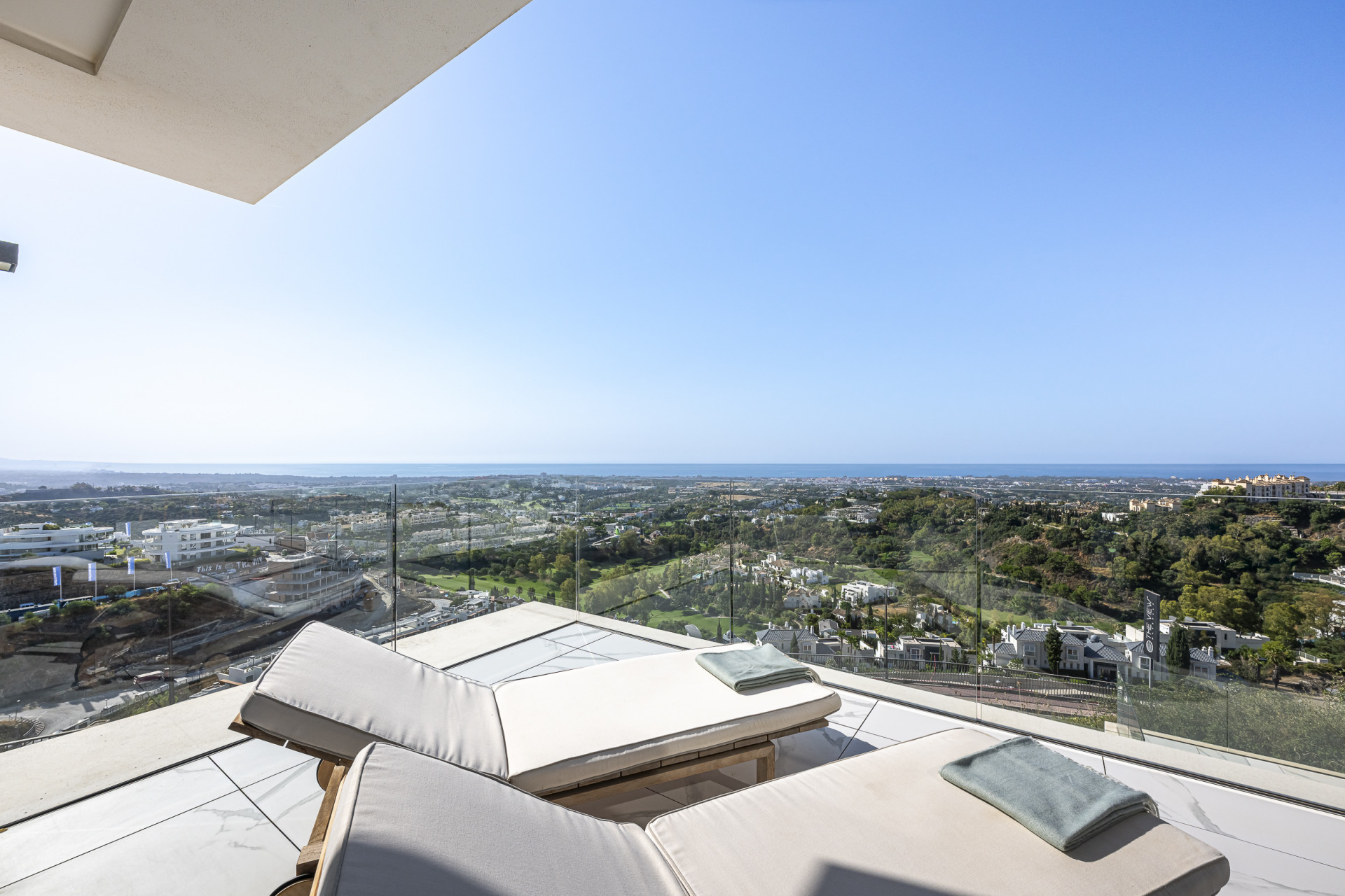 3 Bedroom Apartment in Byu Hills, Benahavís