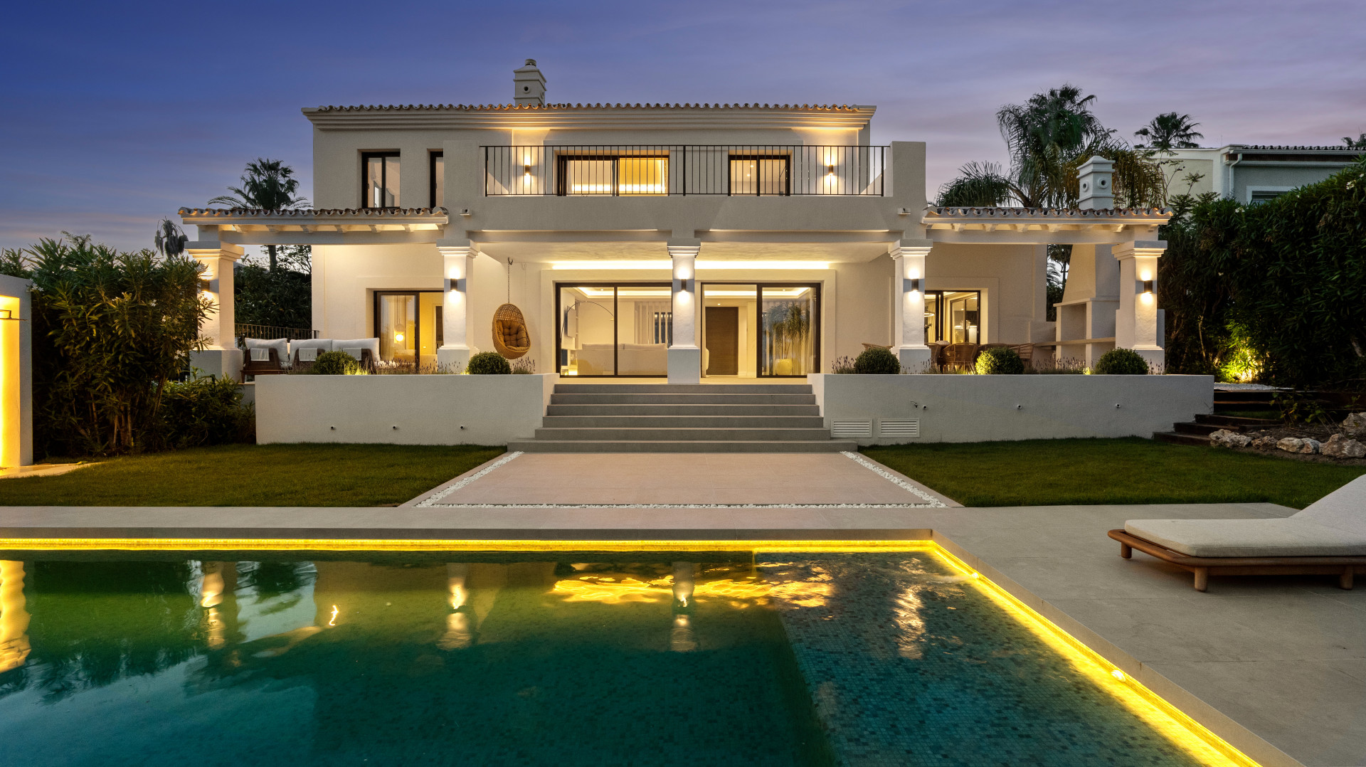5 Bedroom Villa in Los Naranjos, Nueva Andalucía