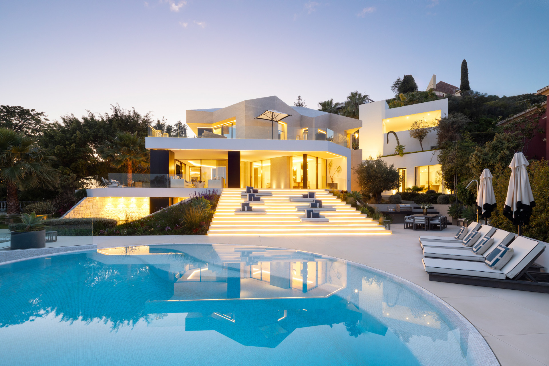 5 Bedroom Villa in El Herrojo, Benahavís