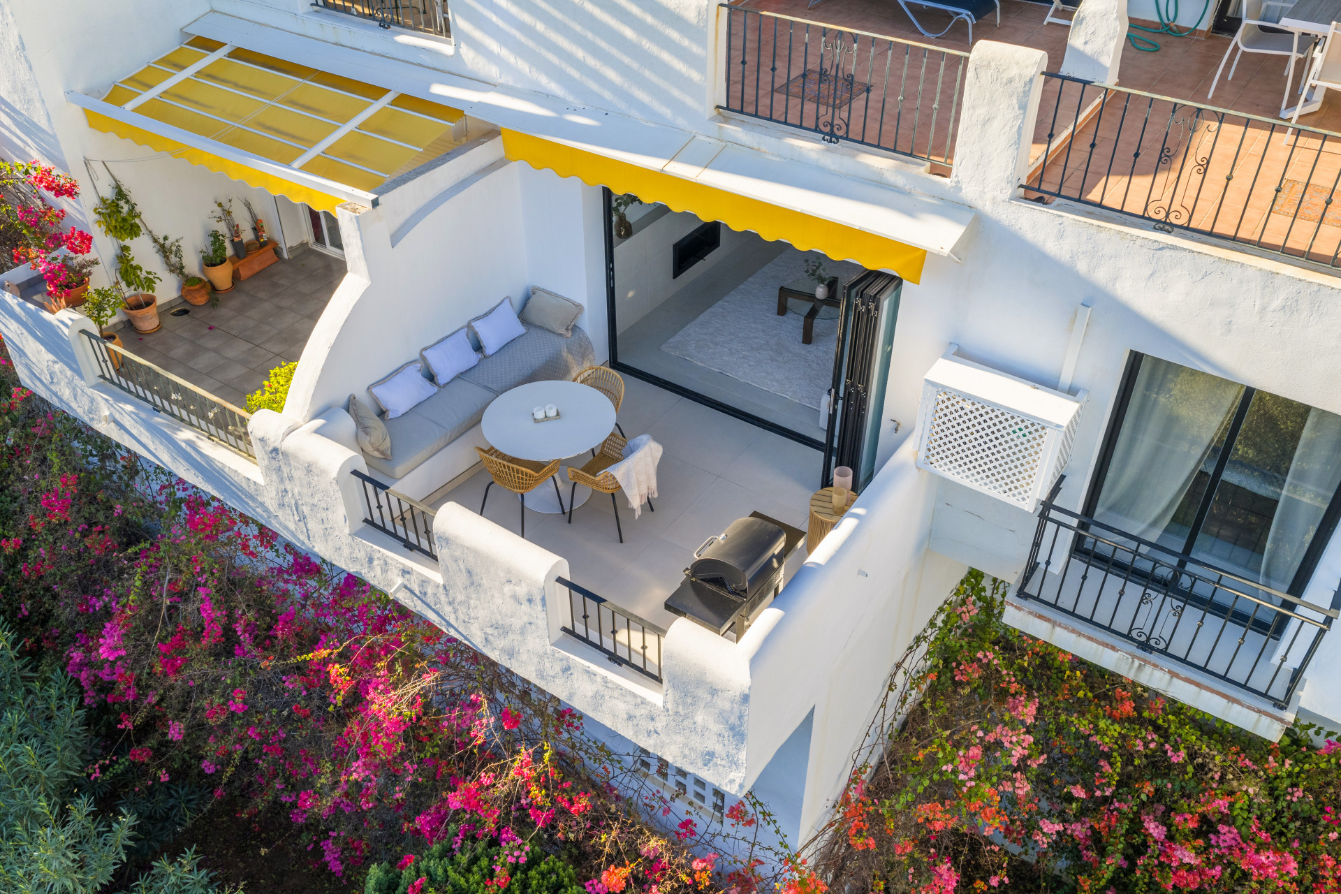 3 Bedroom Apartment in Los Almendros, Benahavís
