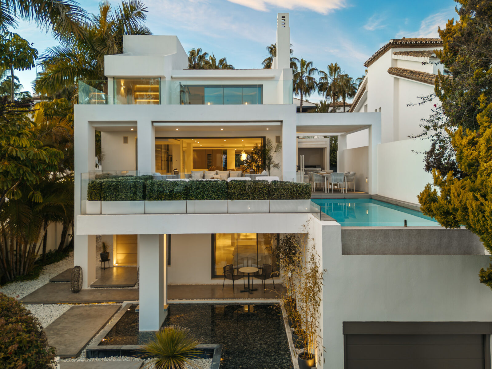 4 Bedroom Other in 4 Bedroom Residence In Marbella’s, Marbella’s Golden Mile