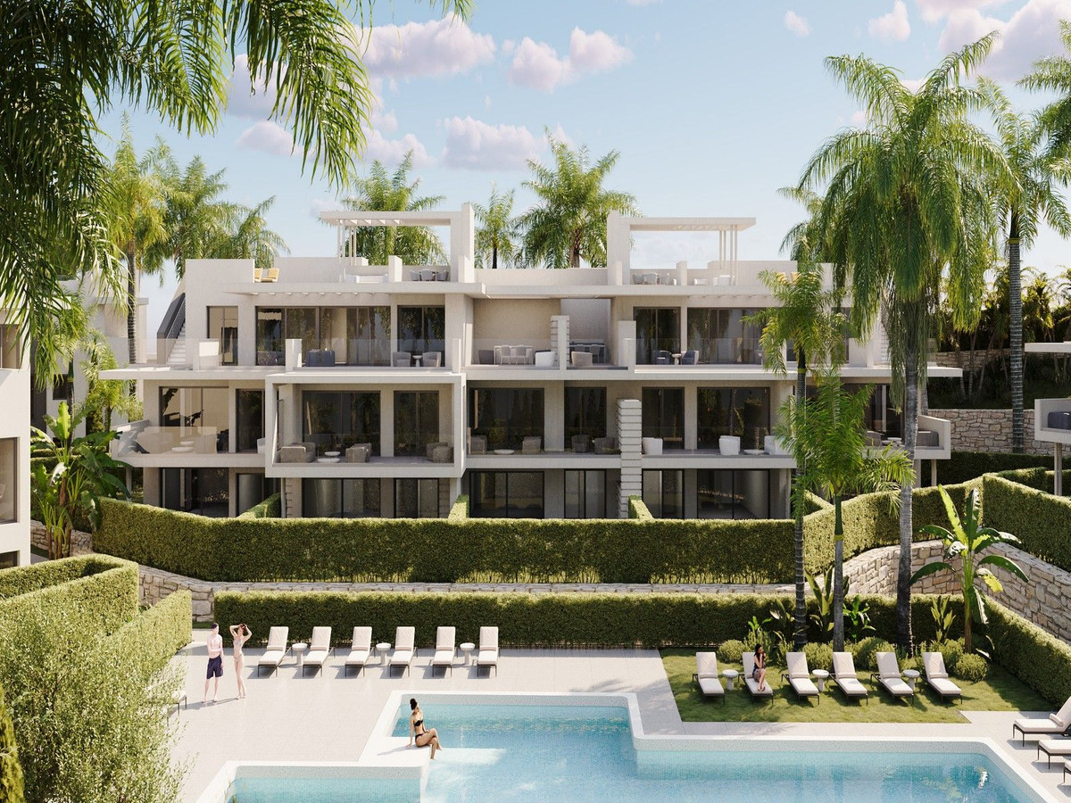 3 Bedroom Apartment in Estepona