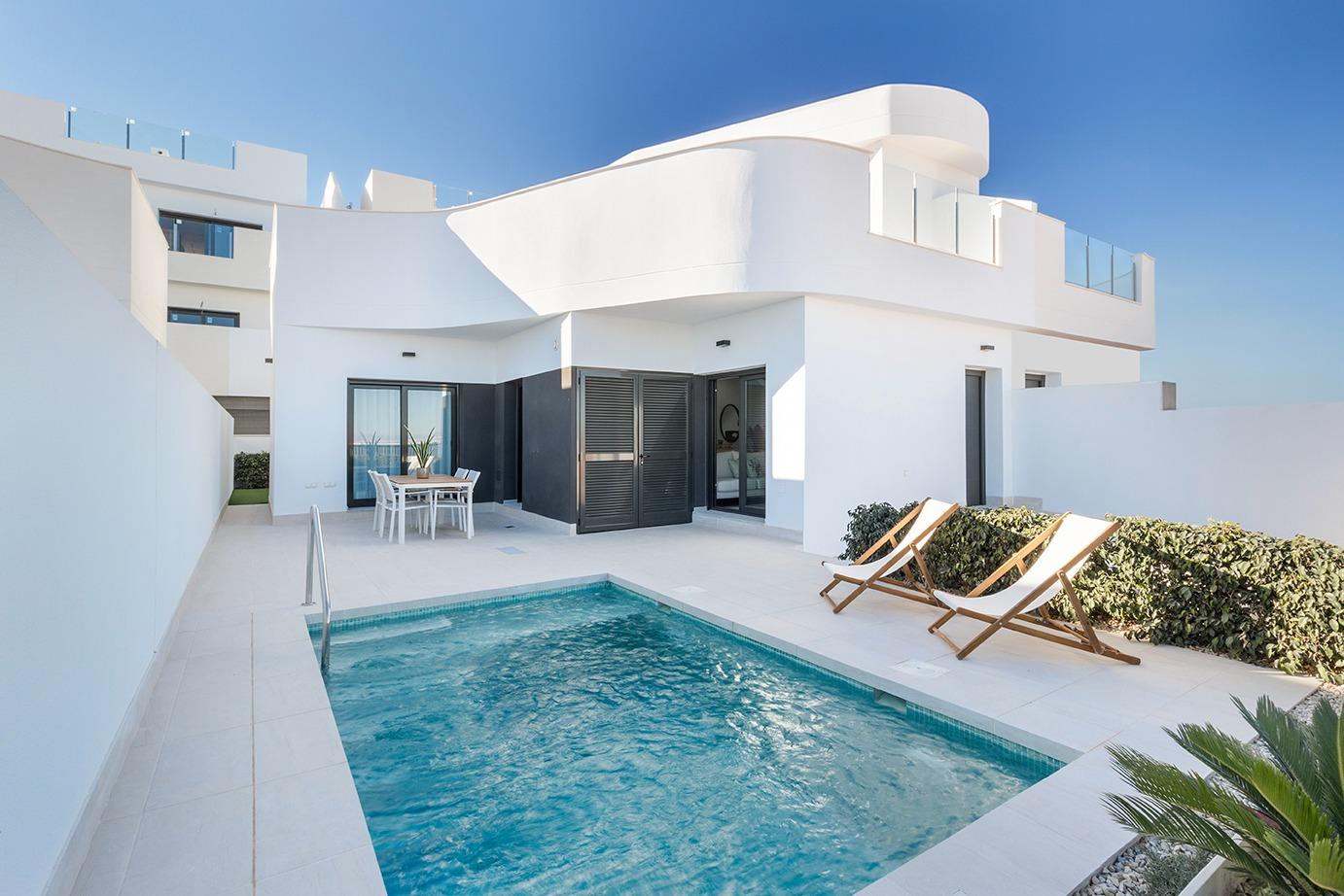 3 Bedroom Villa in Torrevieja, Costa Blanca