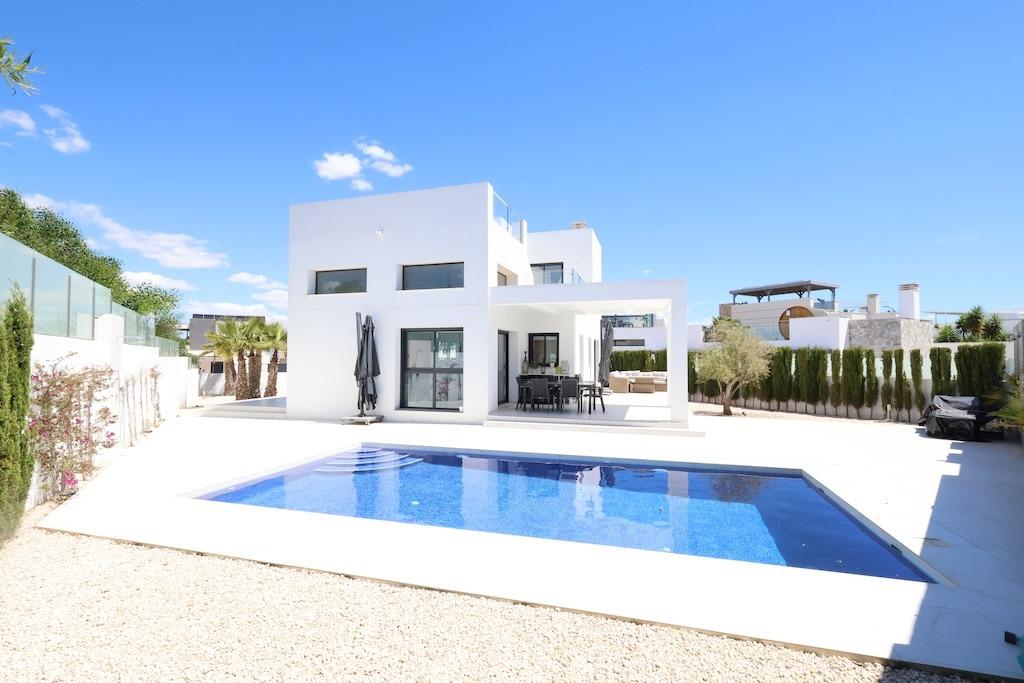 3 Bedroom Villa in Costa Blanca, Rojales