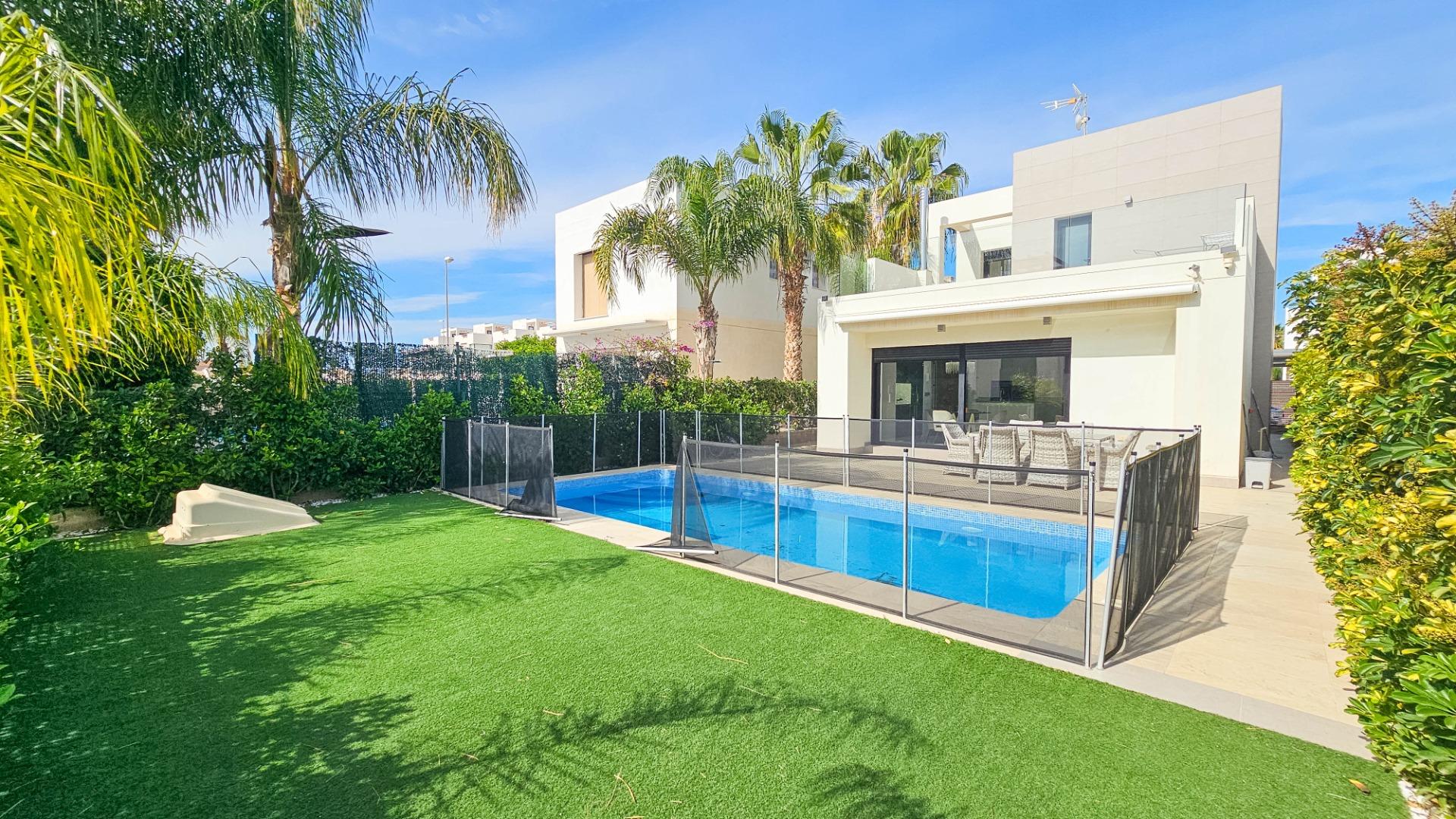 3 Bedroom Villa in Costa Blanca, Rojales