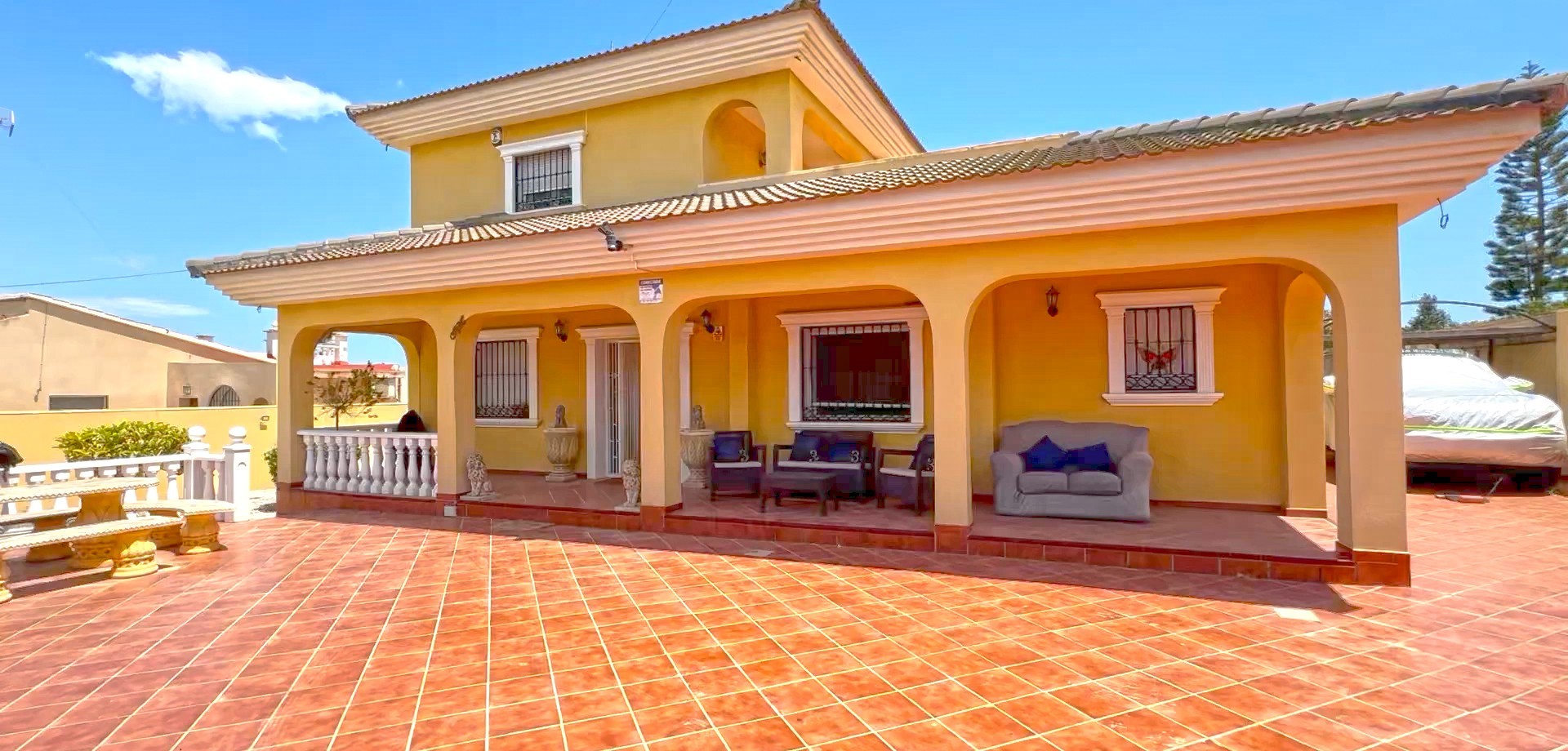 6 Bedroom Villa in Costa Blanca, Torrevieja