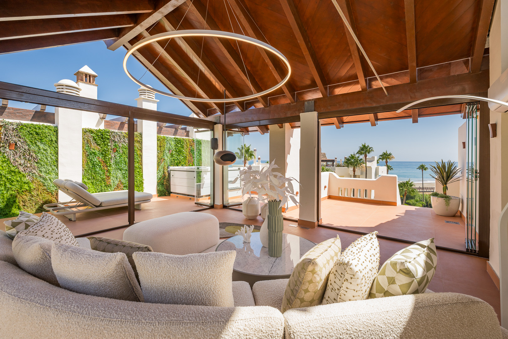 3 Bedroom Penthouse in Bahía del Velerín, Estepona