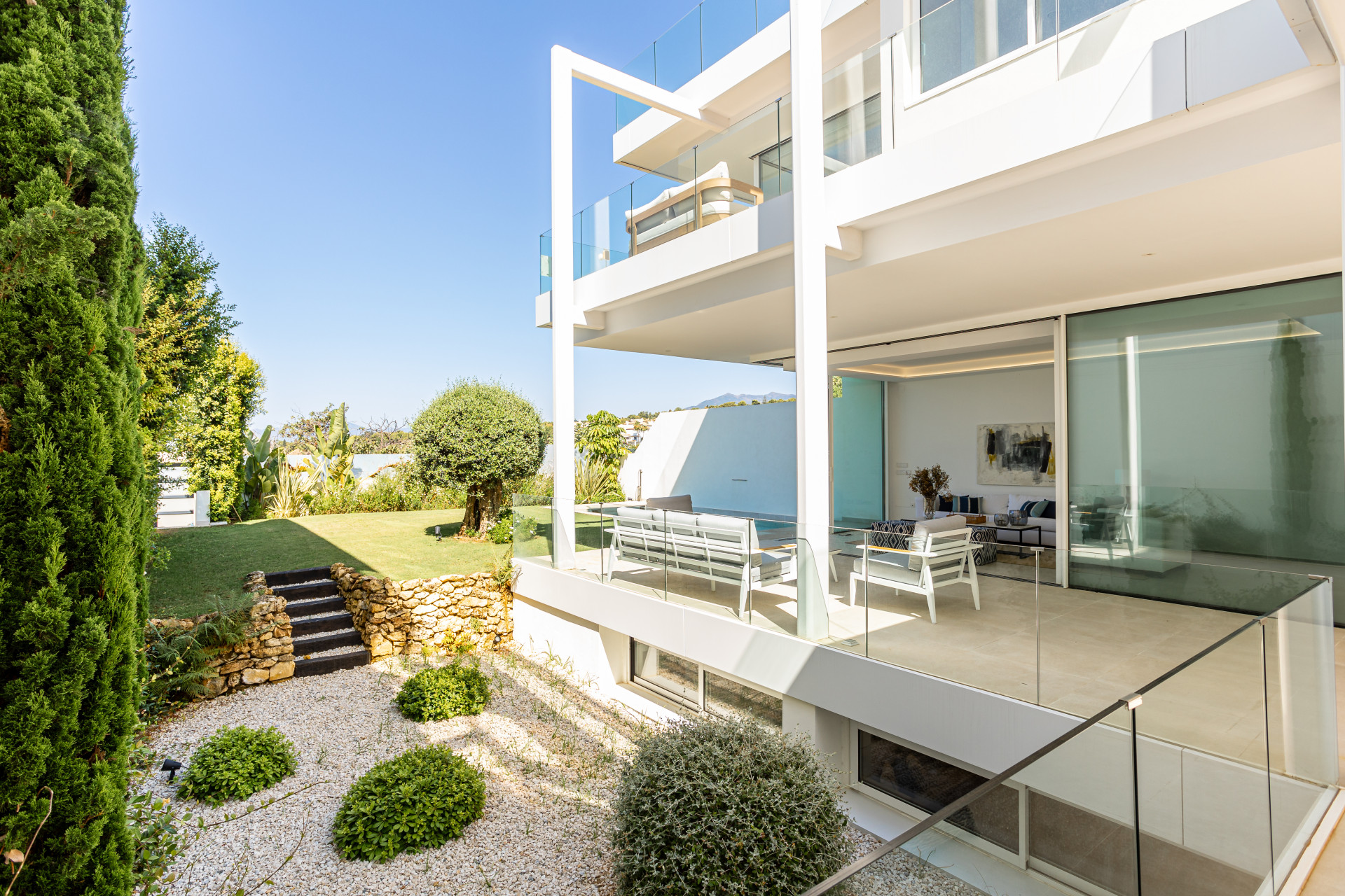 4 Bedroom Villa in Valdeolletas, Marbella
