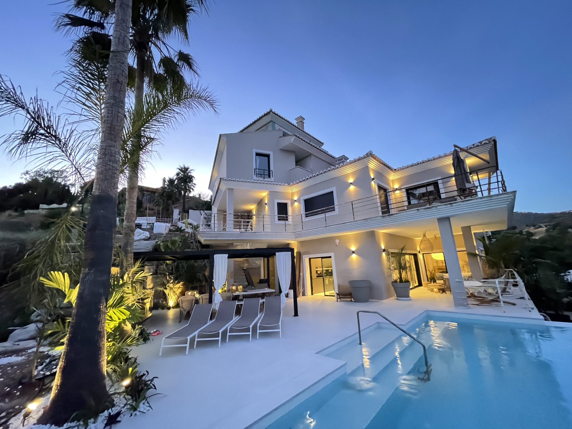 7 Bedroom Villa in Elviria, Marbella East