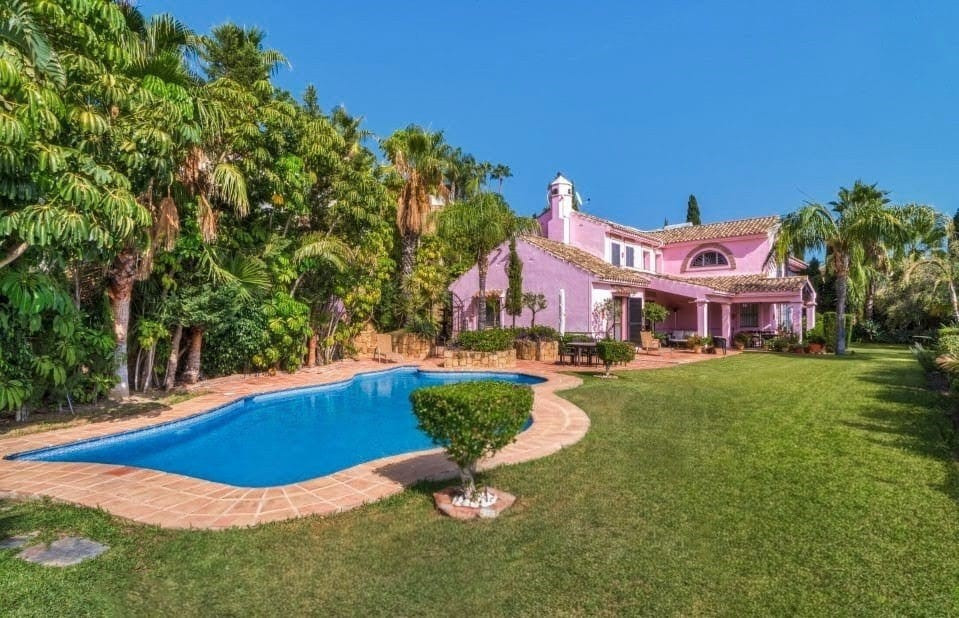 5 Bedroom Villa in Benahavís