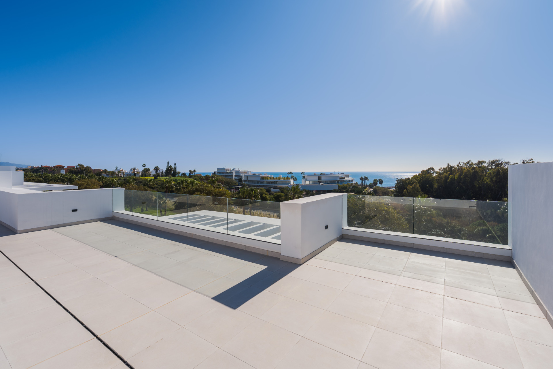 3 Bedroom Penthouse in Estepona Town