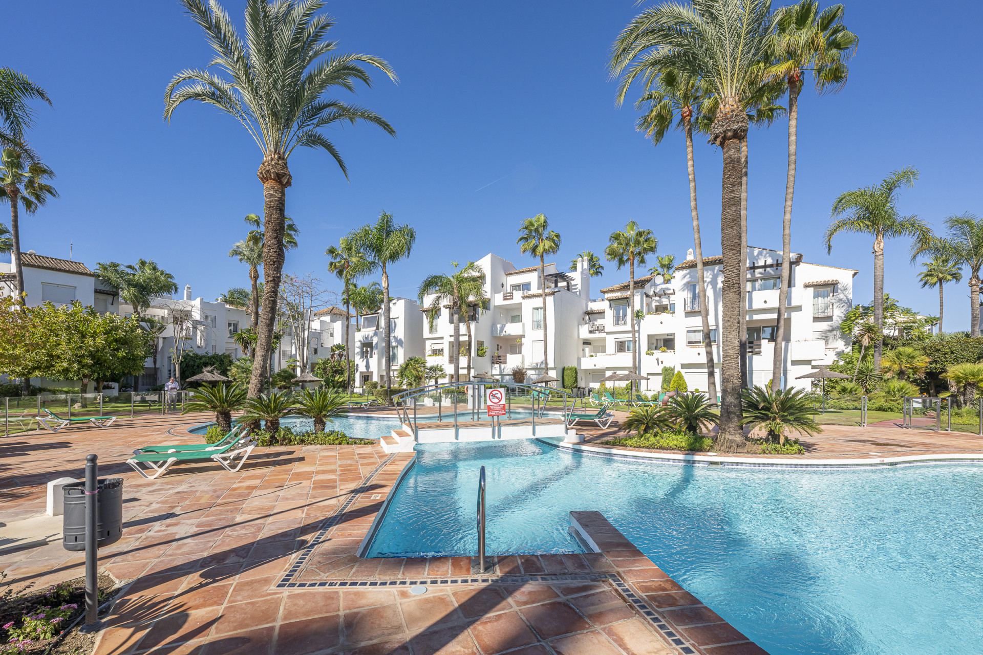 3 Bedroom Apartment in Costalita, Estepona East