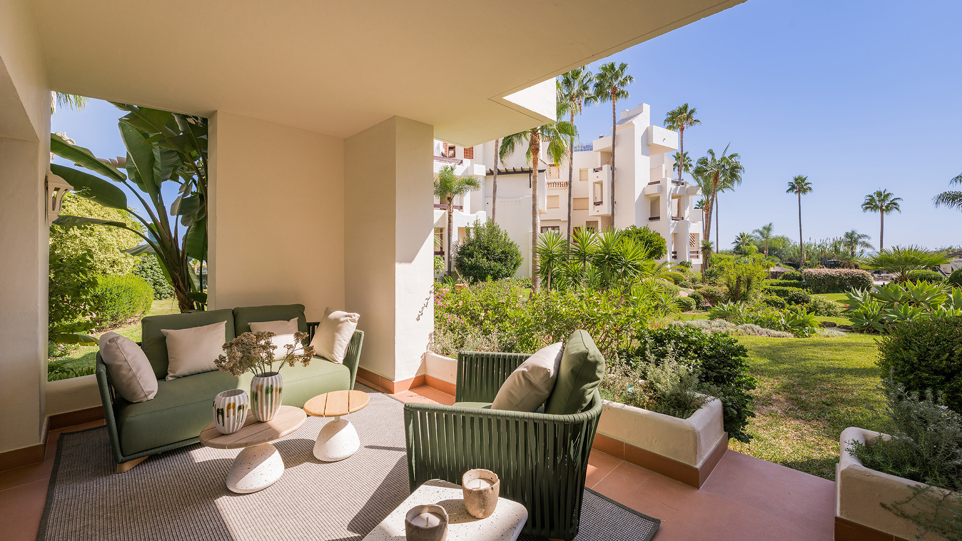 3 Bedroom Apartment in Bahía del Velerín, Estepona