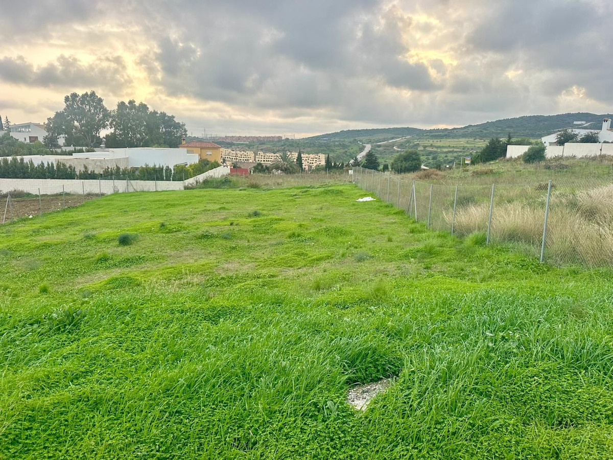 Land in Valle Romano, Estepona