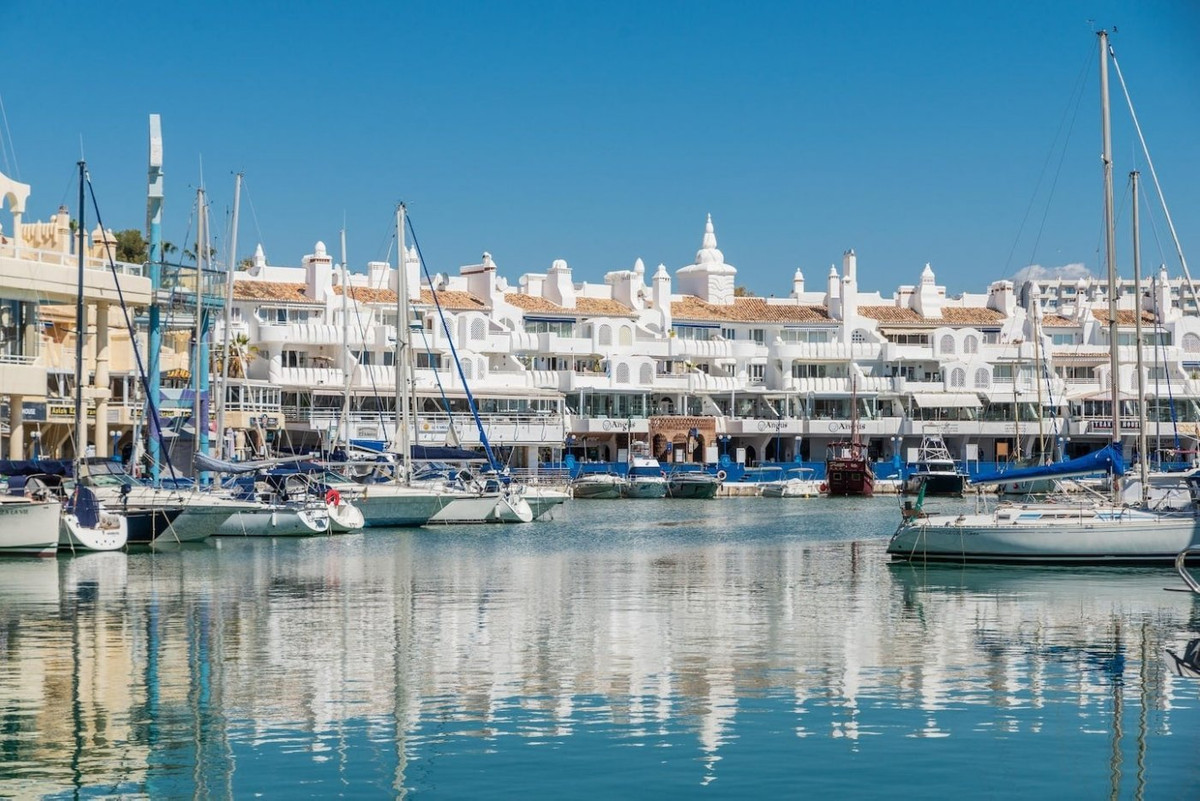 1 Bedroom Commercial Property in Benalmadena