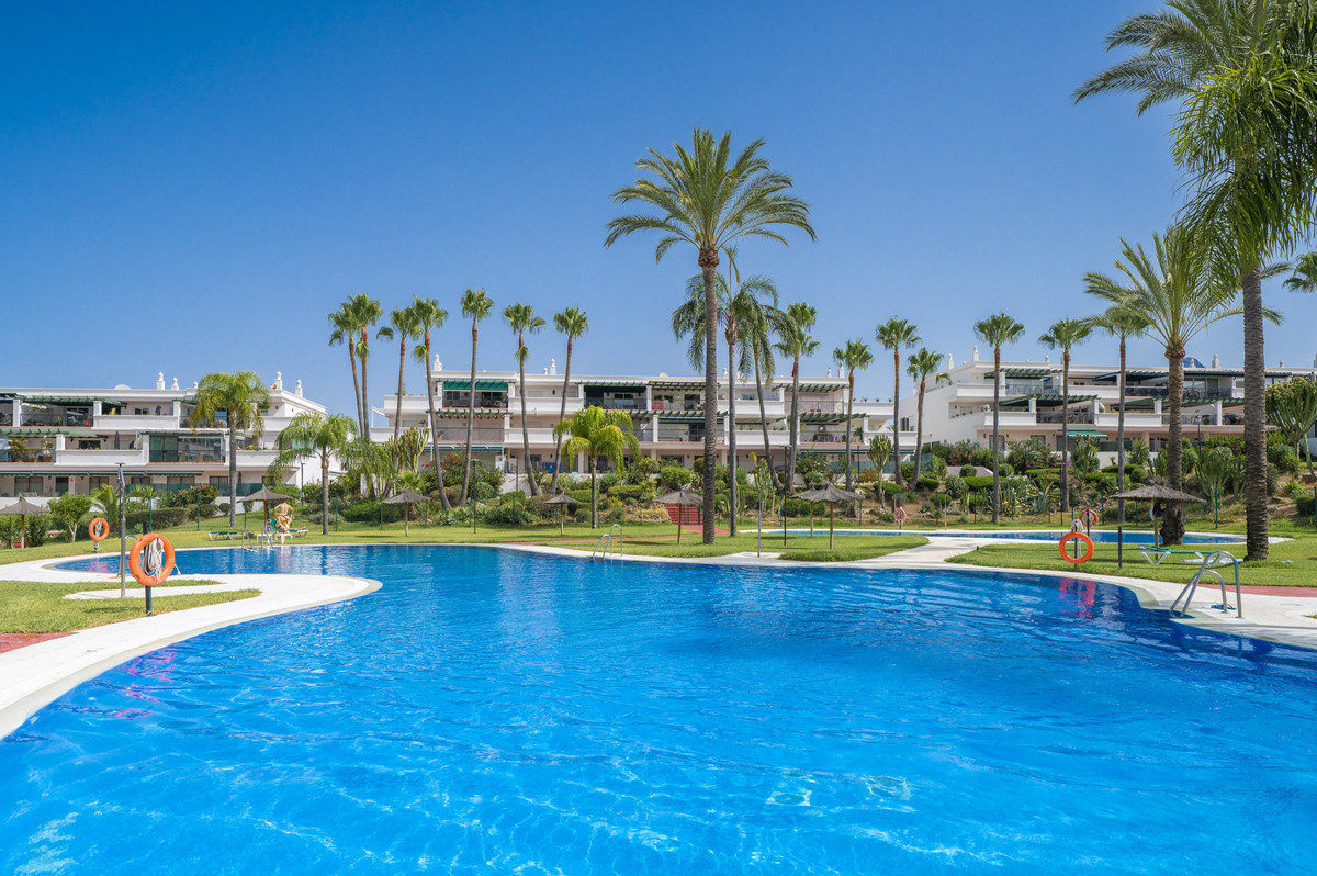 2 Bedroom Apartment in Marbella